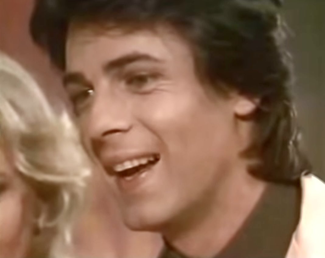 RetroNewsNow tweet media