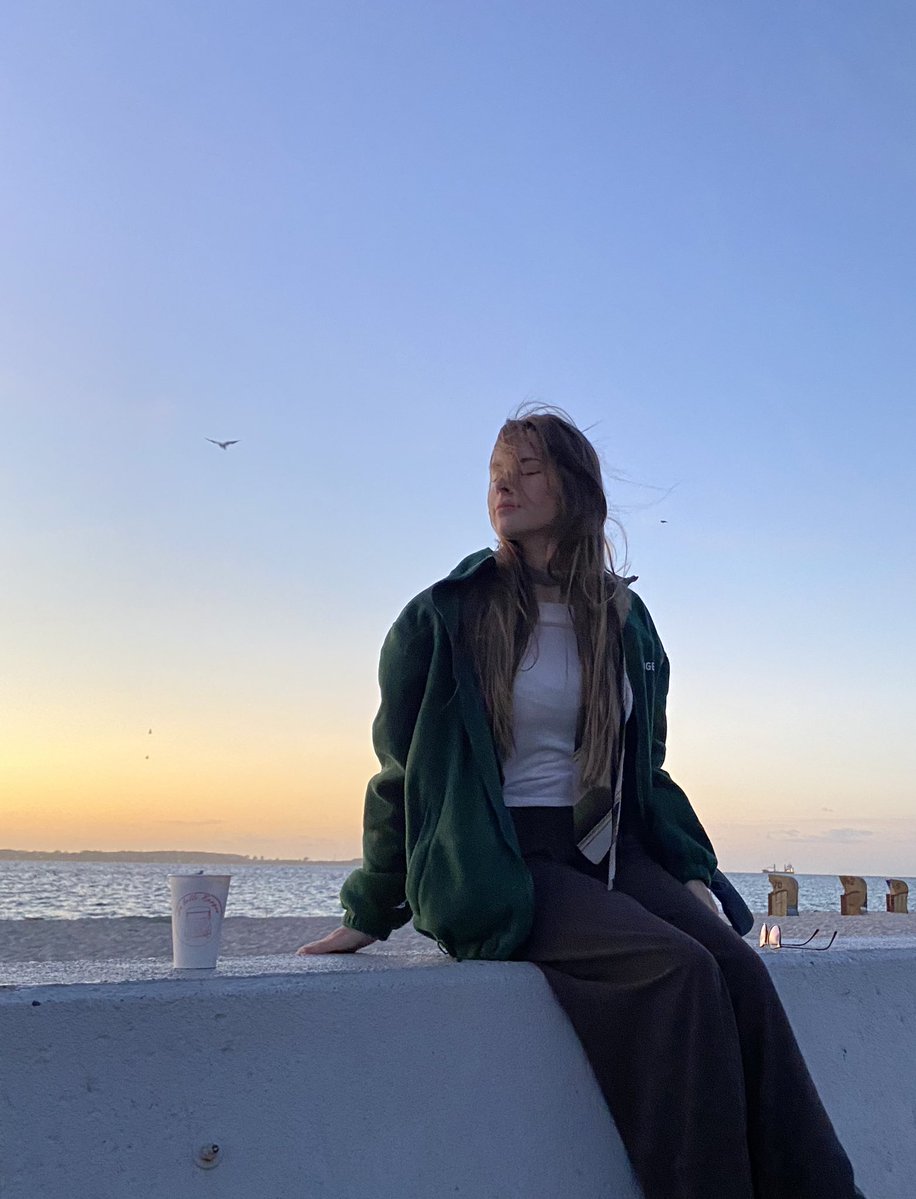 bella ✴︎ ☽ tweet media