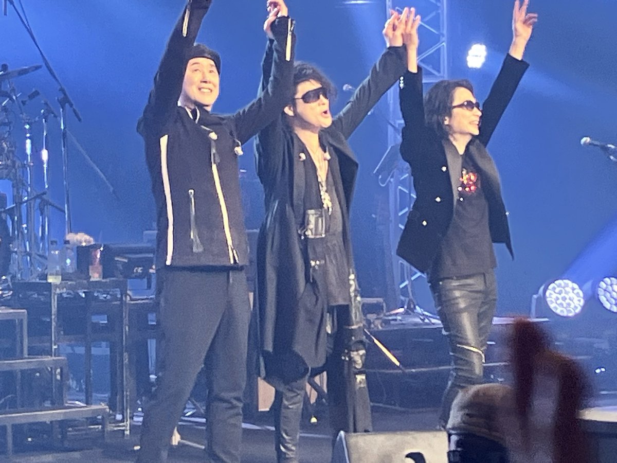 デーモン tweet media