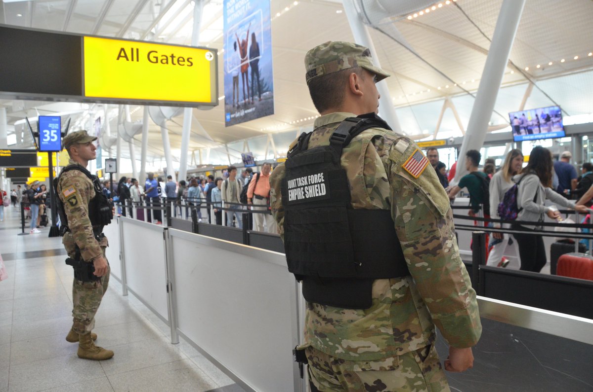 Darius Radzius tweet media