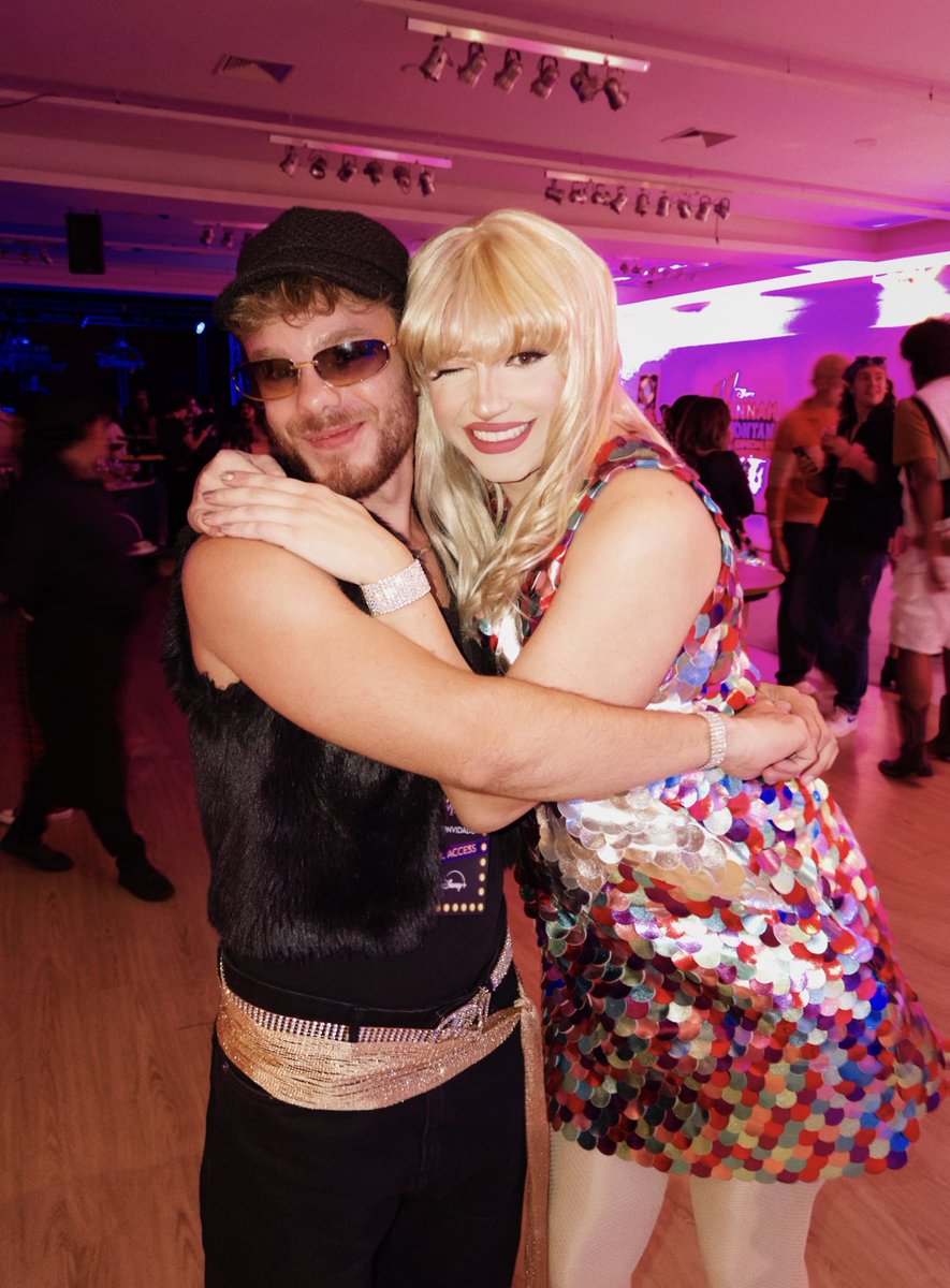 ‎lucas tweet media