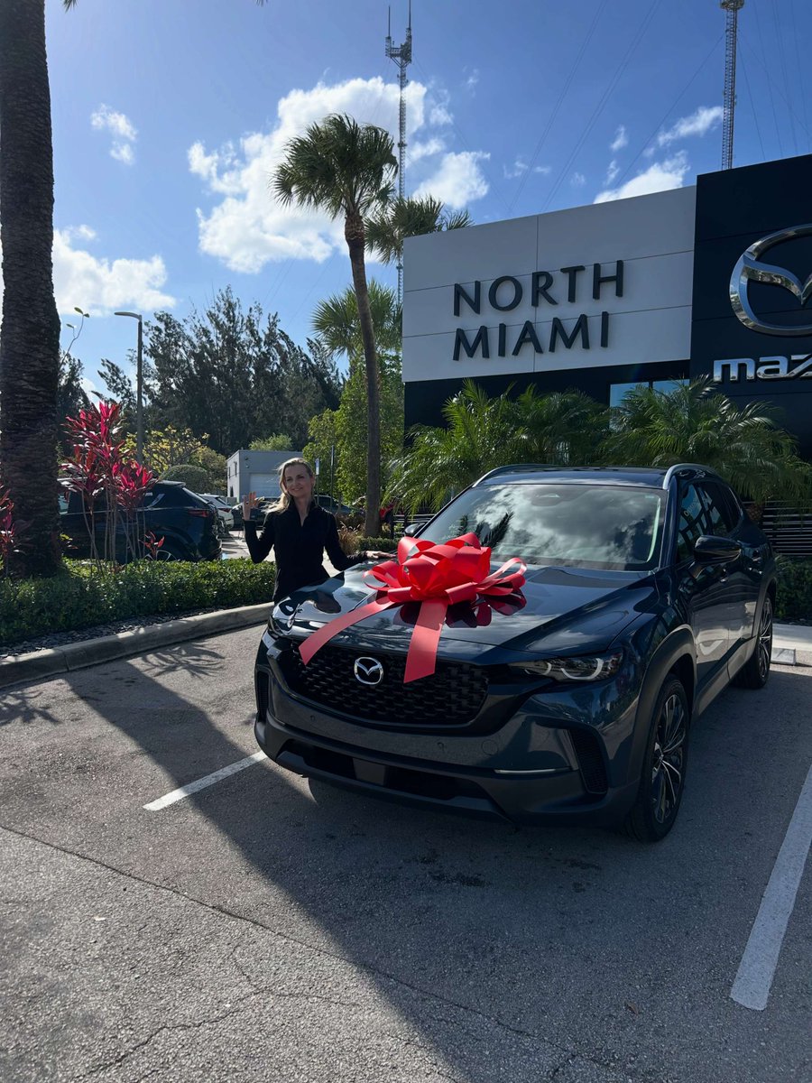 MazdaNMiami's tweet image. 🚗 Congrats to Elena on her new 2026 CX-50 Premium!

Another happy customer at Mazda of North Miami! 🙌

#MazdaCX50 #MazdaLife #NewCar