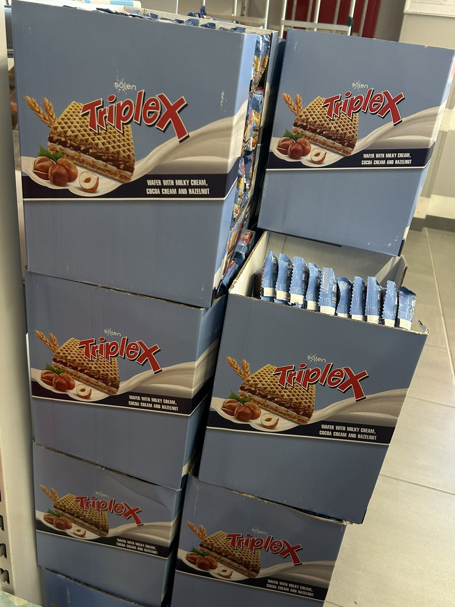 irina ★ tweet media