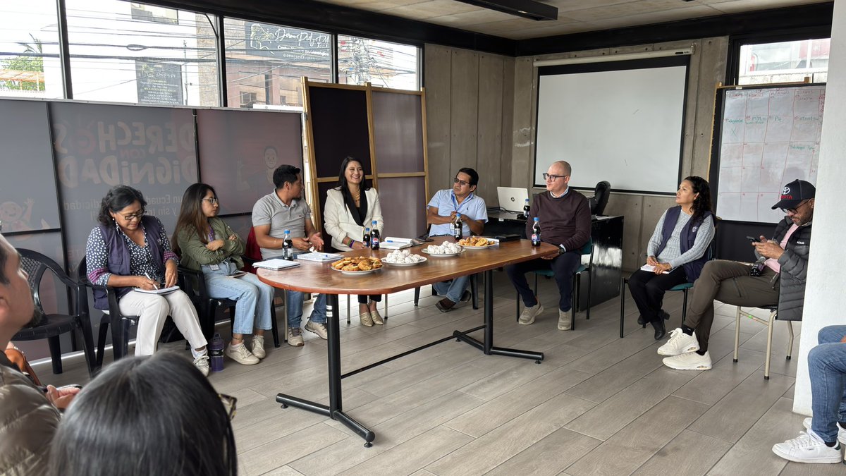 Zona2MDH's tweet photo. 📍#Pichincha | Mantuvimos una reunión con el @GADPedroMoncayo, el equipo técnico que ejecuta nuestros servicios en cooperación y representantes de las familias del proyecto de CDI. En este espacio se ratificó la continuidad de nuestros servicios. 🇪🇨 https://t.co/UwREkM6OVf