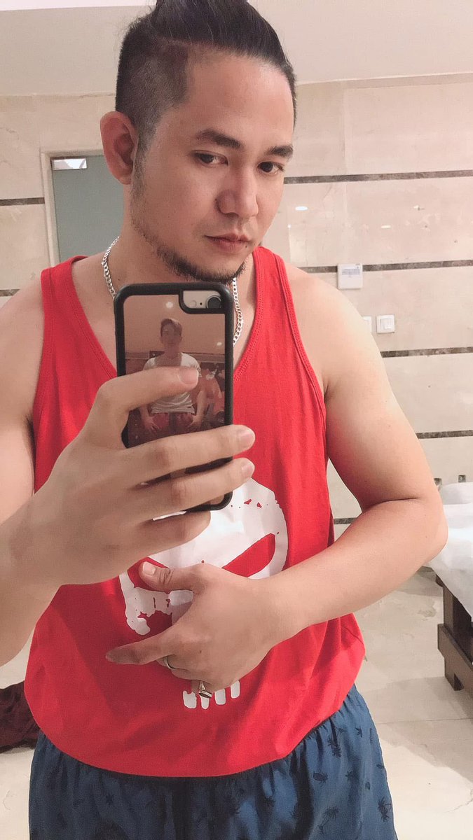 Top massage Riyadh Yarmok 
Professional Massage therapist 
Massage Swedish, shiatsu and Thai massage available.

Moroccan bath and shave or waxing 
☎️📞0546014541