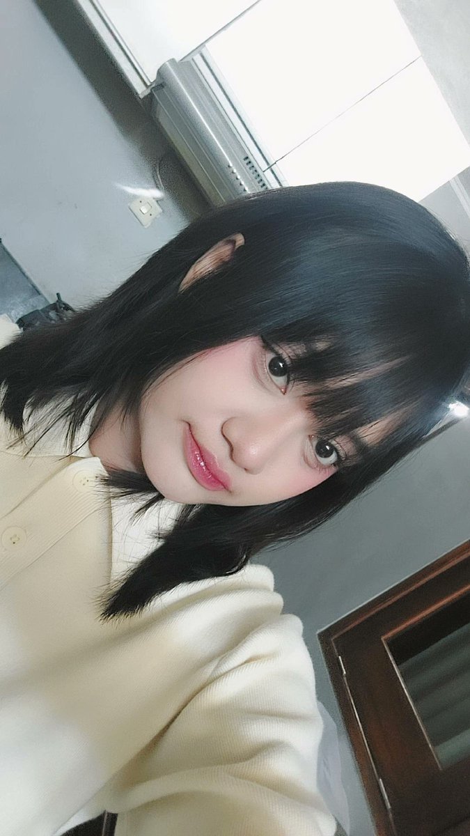 livy 🐣 tweet media