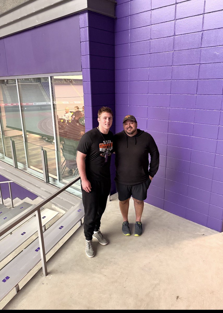 Lucas Feuerbach tweet media