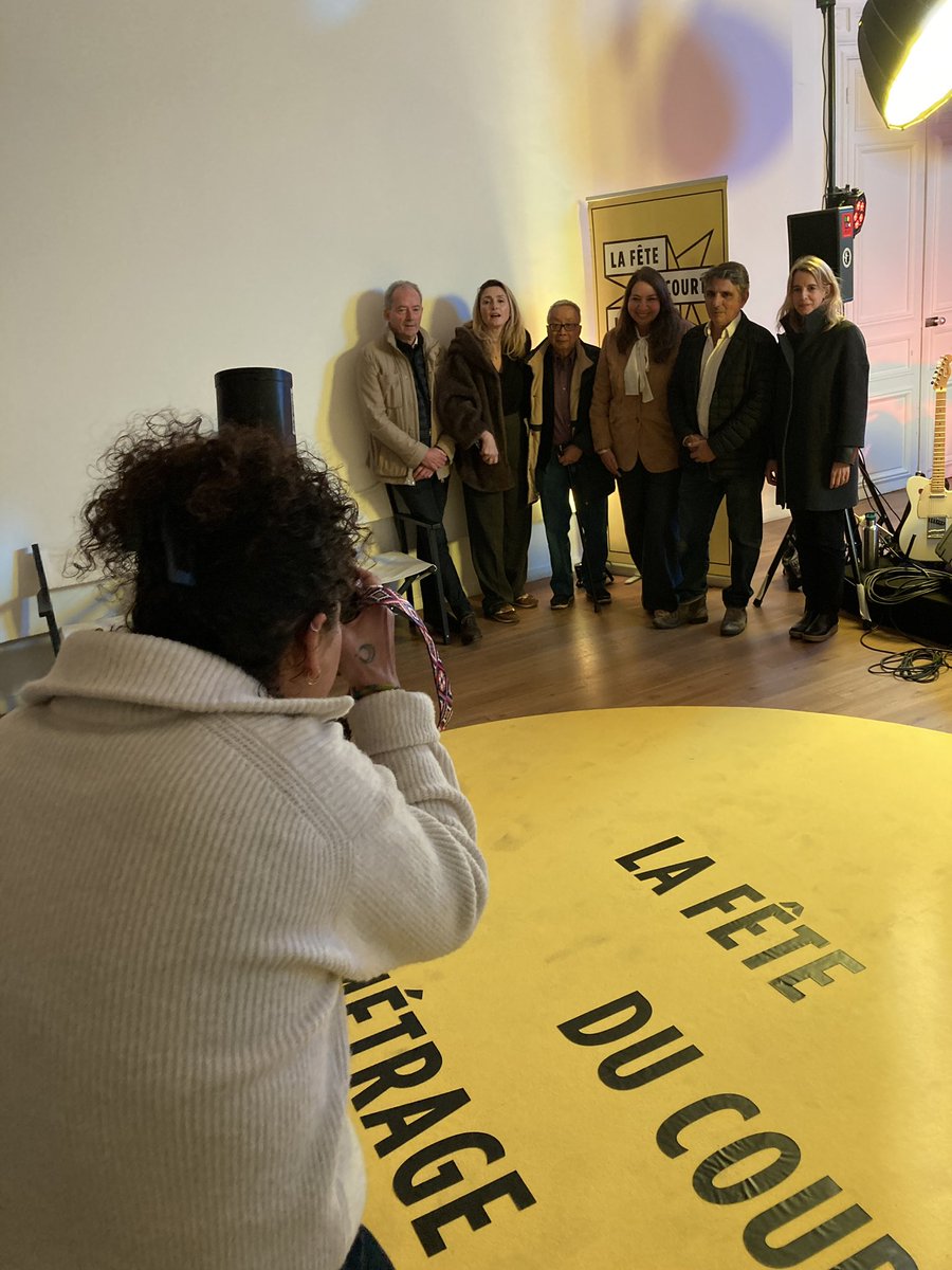 ScarlettSzpiner's tweet photo. Heureuse de lancer la 10e édition de la Fête du Court Métrage 🎬✨au carré de Baudouin dans le XXe arrondissement au nom de @vpecresse !
Un engagement fort de la Région pour soutenir la création, accompagner les talents et faire vivre le cinéma sur tous les territoires. @FloPortelli  @AL_Mesadieu