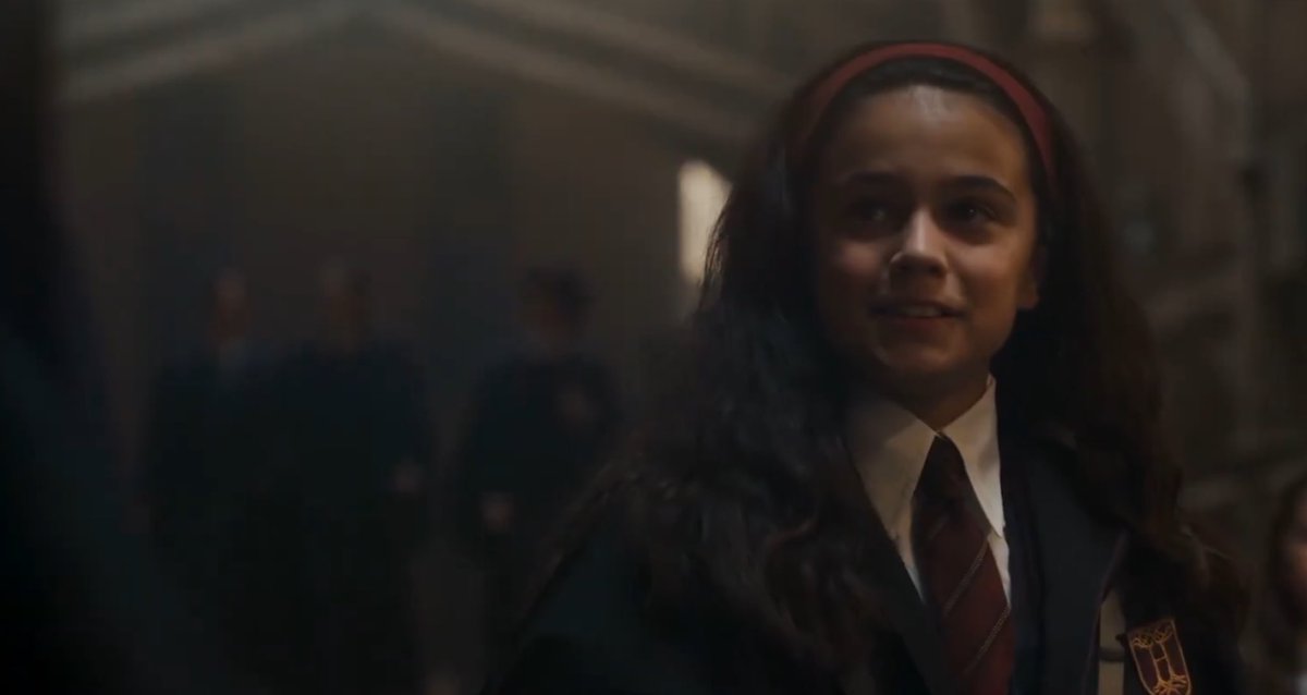 LO NA GO tweet media