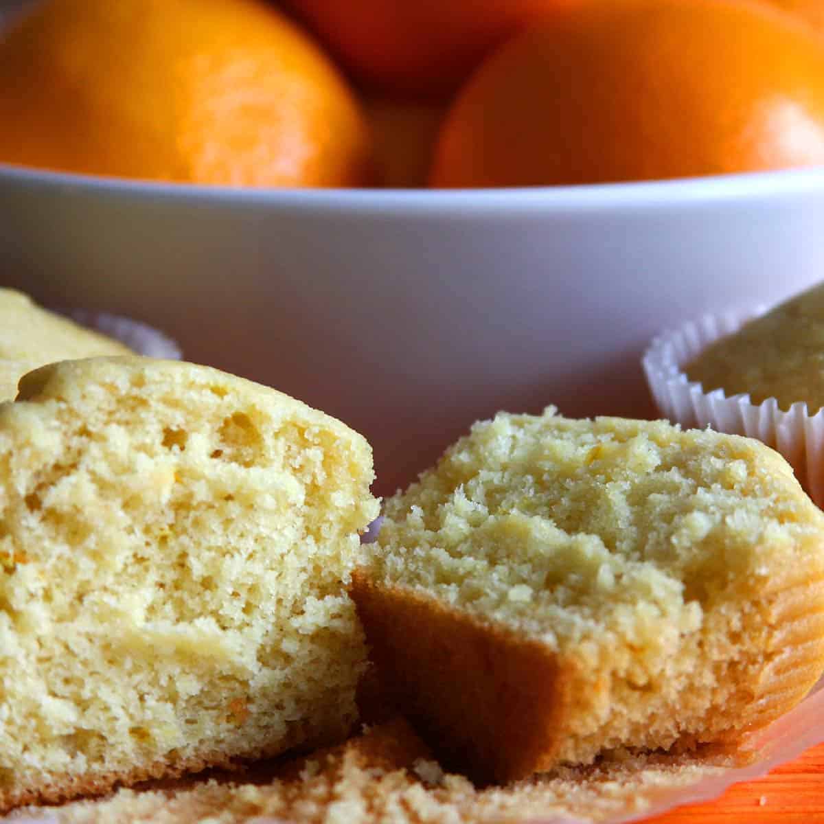 egglesscooking's tweet photo. These easy eggless vanilla cupcakes are light, soft, and full of flavor. Made with cake flour, they have a delicate texture, while orange juice and zest add a bright, fresh note. Swap in lemon for a zesty twist, or use milk for a classic vanilla base.

https://t.co/7Ae8cOsYMM https://t.co/QNPh5XpWav