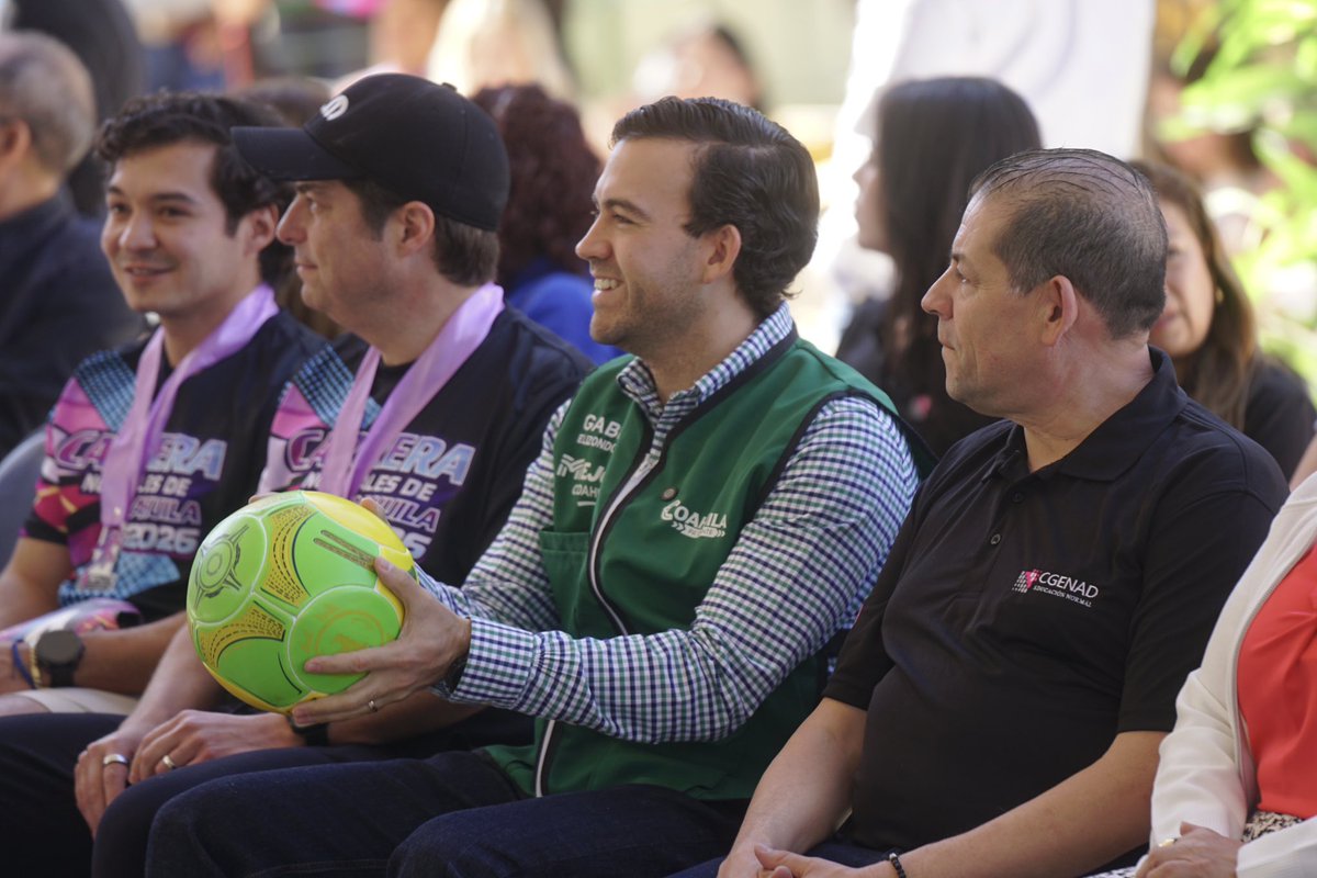 gelizondo54's tweet photo. ¡Puro pa’ delante con el deporte en #Coahuila! 
En representación de nuestro Gobernador @manolojim, inauguramos el “Encuentro Deportivo Estatal Normalista 2026”, con el que se impulsa el trabajo en equipo, la sana convivencia y se fortalece… (1/2) https://t.co/lToPdZDPEV