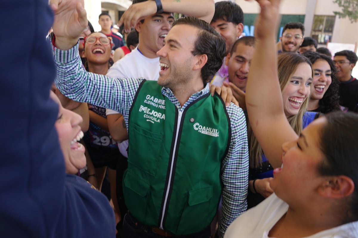 gelizondo54's tweet photo. ¡Puro pa’ delante con el deporte en #Coahuila! 
En representación de nuestro Gobernador @manolojim, inauguramos el “Encuentro Deportivo Estatal Normalista 2026”, con el que se impulsa el trabajo en equipo, la sana convivencia y se fortalece… (1/2) https://t.co/lToPdZDPEV