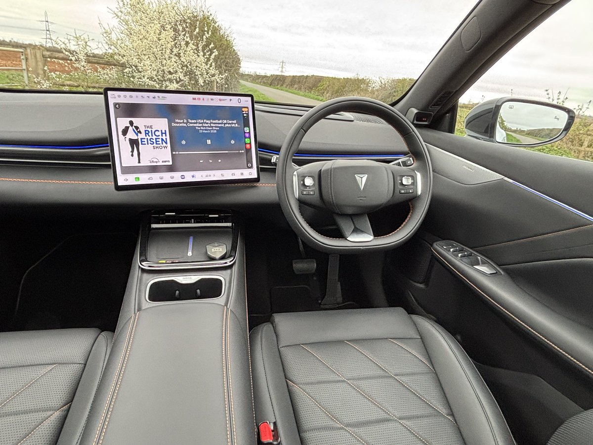 Company Car & Van tweet media