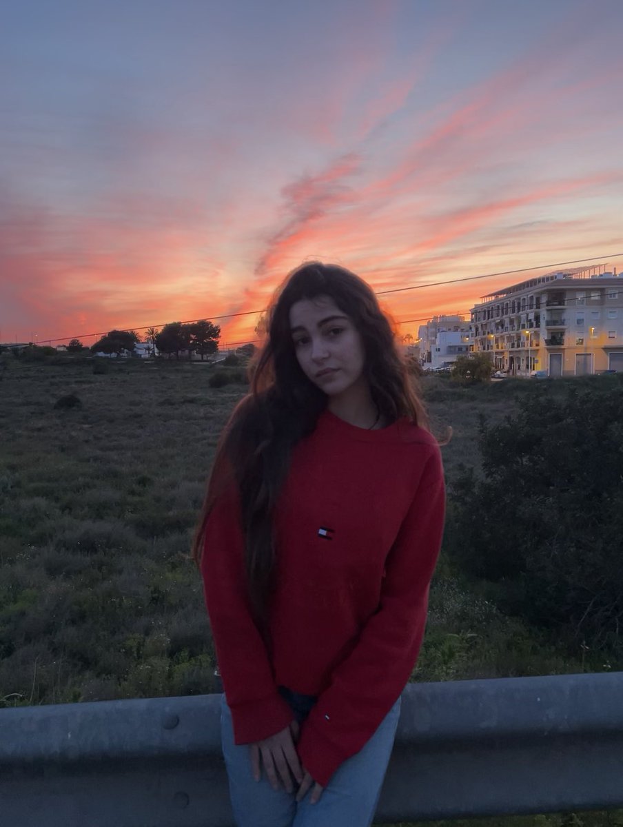 @@@tana 🤎 tweet media