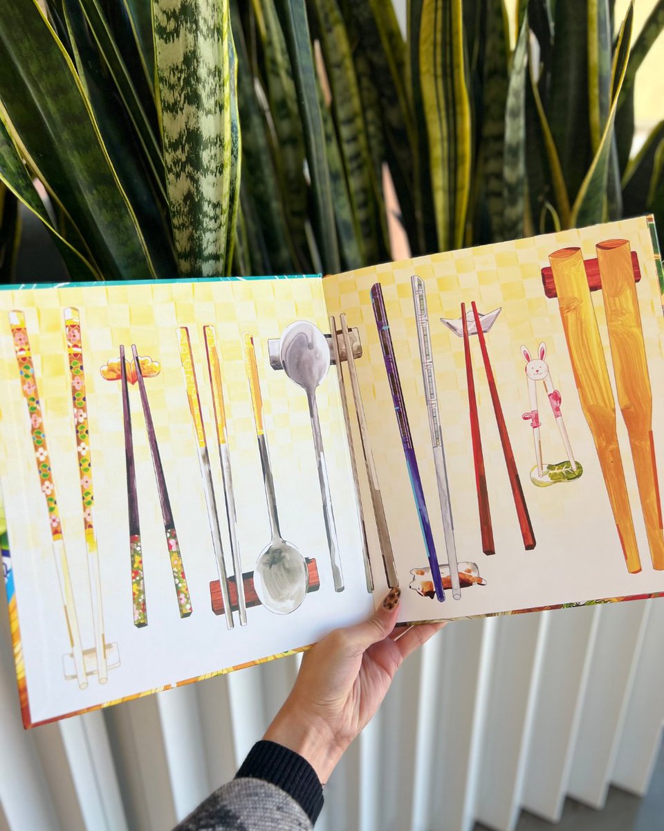 ChronicleKids's tweet photo. Let's look through Chopsticks Are by @chloeitoward and @lynndoodles 🥢

This meaningful and joy-filled picture book celebrates how chopsticks are used by people all over the world✨

Pre-order here: https://t.co/nThnHCRPpQ https://t.co/A538vQxrcP