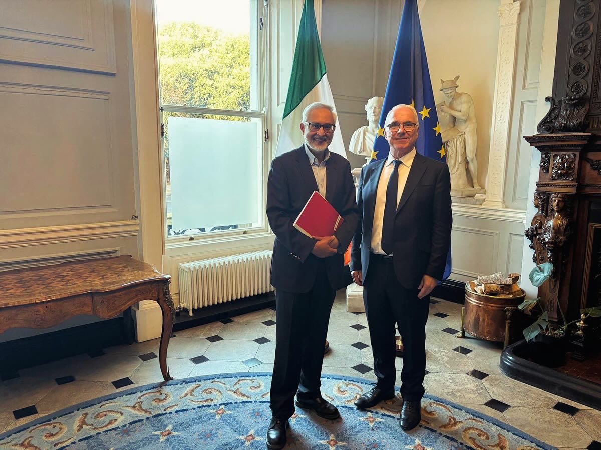 SCUKNI's tweet photo. In uncertain global times it’s good to have our Save the Children CEO @MoazzamTMalik here holding conversations north &amp; south. In Dublin he held an energising discussion with Irish Aid on how to bolster protections for children caught in conflict around the world. @savechildrenuk https://t.co/amYQelRcGQ