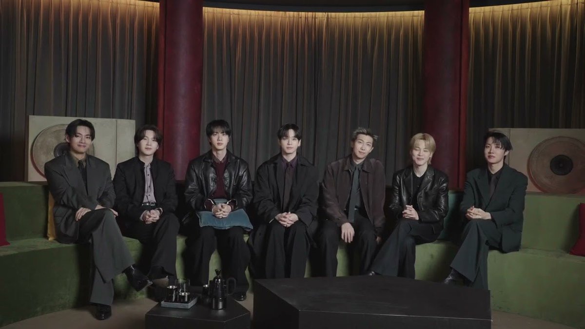 BTS Updates, News & Charts ⁷ tweet media