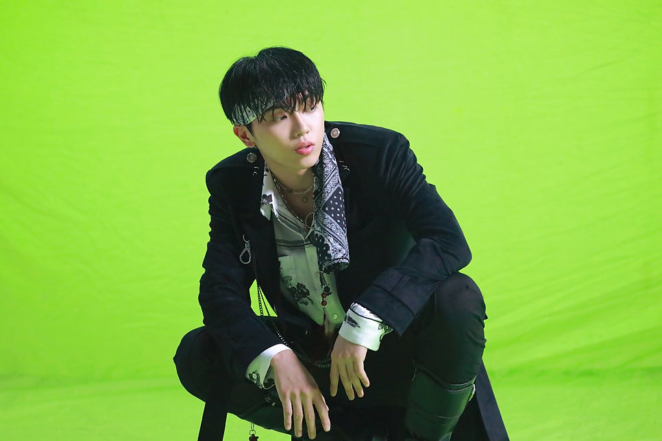 onf lore bot tweet media