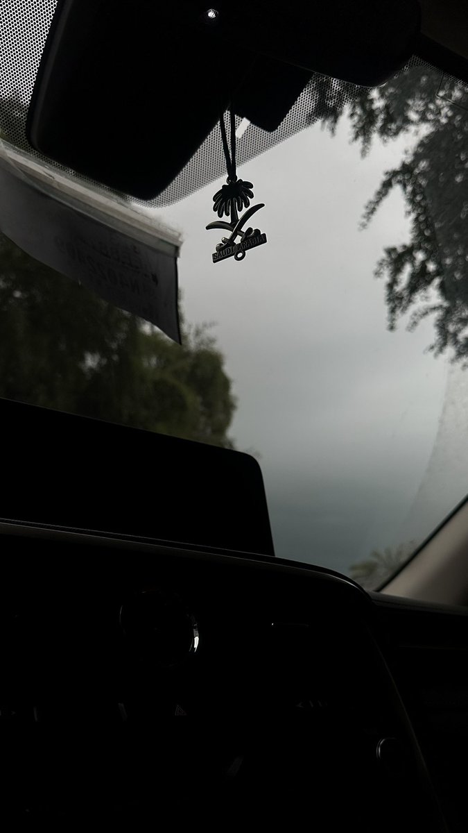 عذوب tweet media