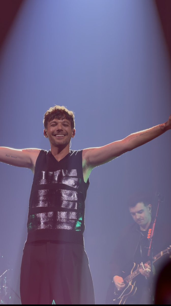 King Updates tweet media