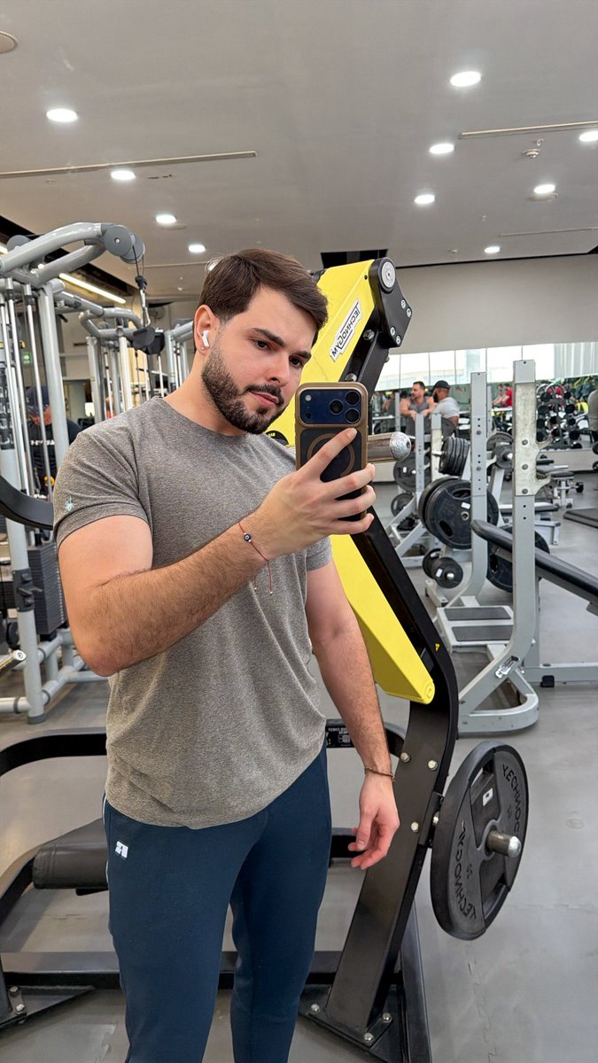 Xavier L. tweet media