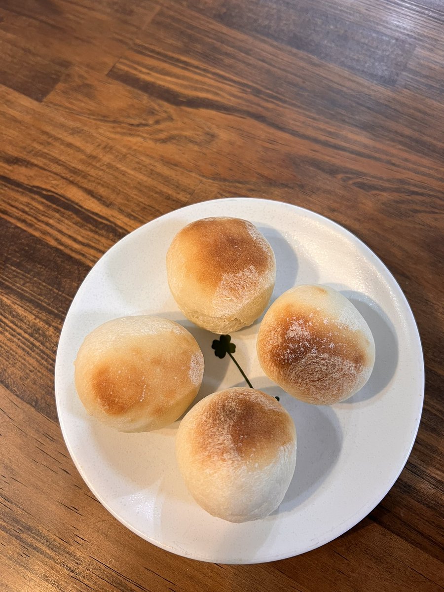 たかはしくんです tweet media