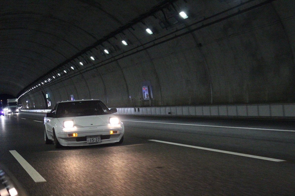 ju_xidz's tweet photo. こんなツイートが卒業式より伸びると思ってなかったから3年前のエーダブも見てね
かっこいいやろ https://t.co/BKXDlCef9b