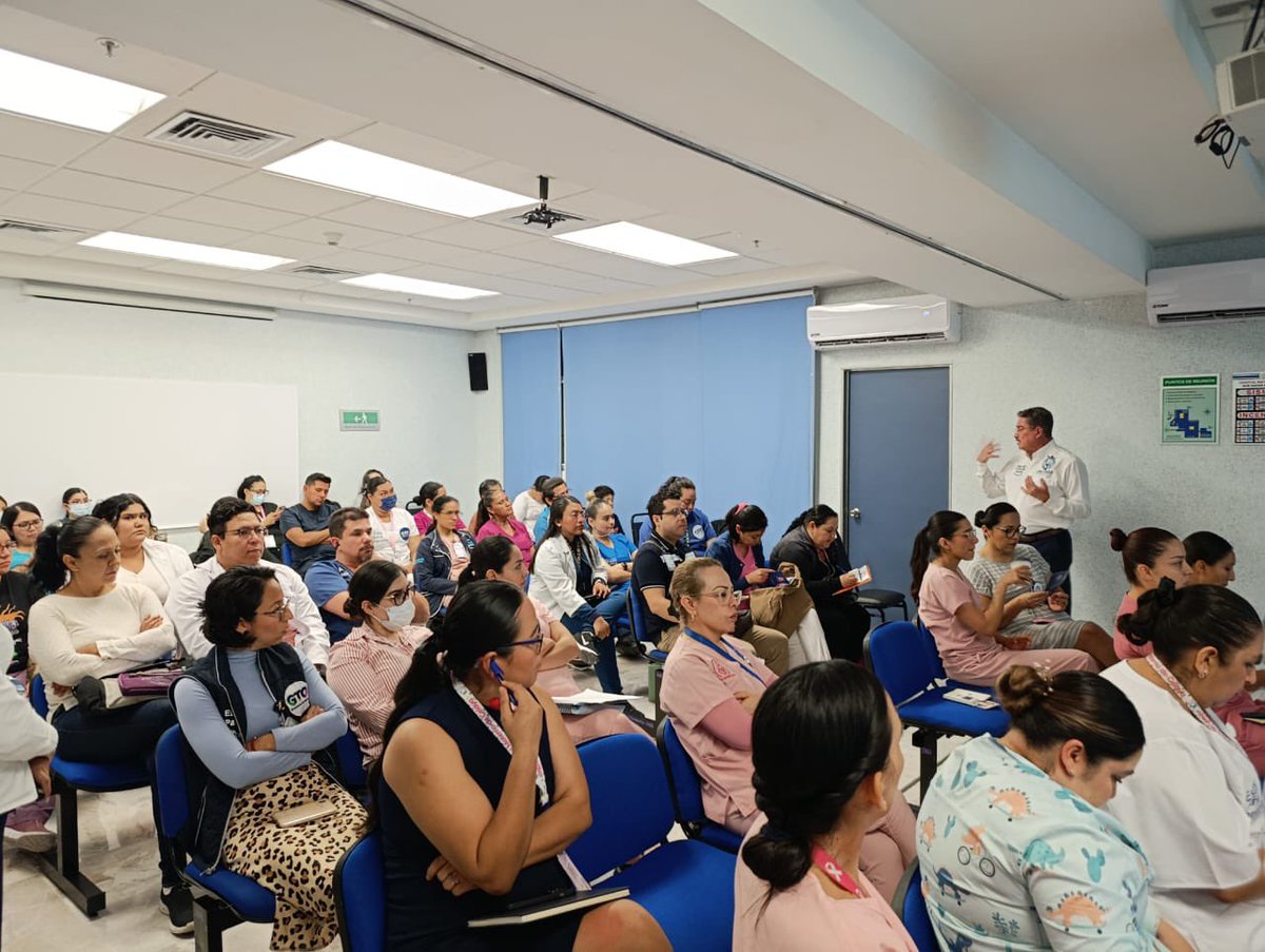 CecamedGente's tweet photo. Seguimos trabajando para prevenir conflictos y promover buenas prácticas en los servicios de salud.
Impartimos una capacitación al personal del Hospital Materno de Celaya sobre el derecho humano a la protección de la salud y la importancia del expediente clínico completo. https://t.co/lWHQgHJ6vJ