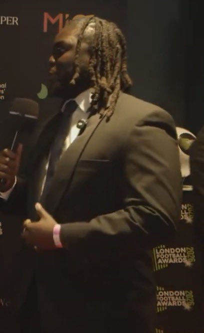 Suga Shaun tweet media