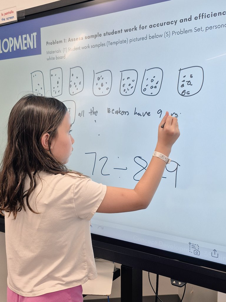 AnaCeja88's tweet photo. Young mathematicians putting the Read, Draw, Write model to work today! First we read the problem, we draw our thinking, and finally we write the number sentence to solve it. Strong problem solvers in the making. ✏️📚➕ #MathTalk #FutureProblemSolvers
@HumbleISD @HumbleISD_ACE https://t.co/vJbqawibfb