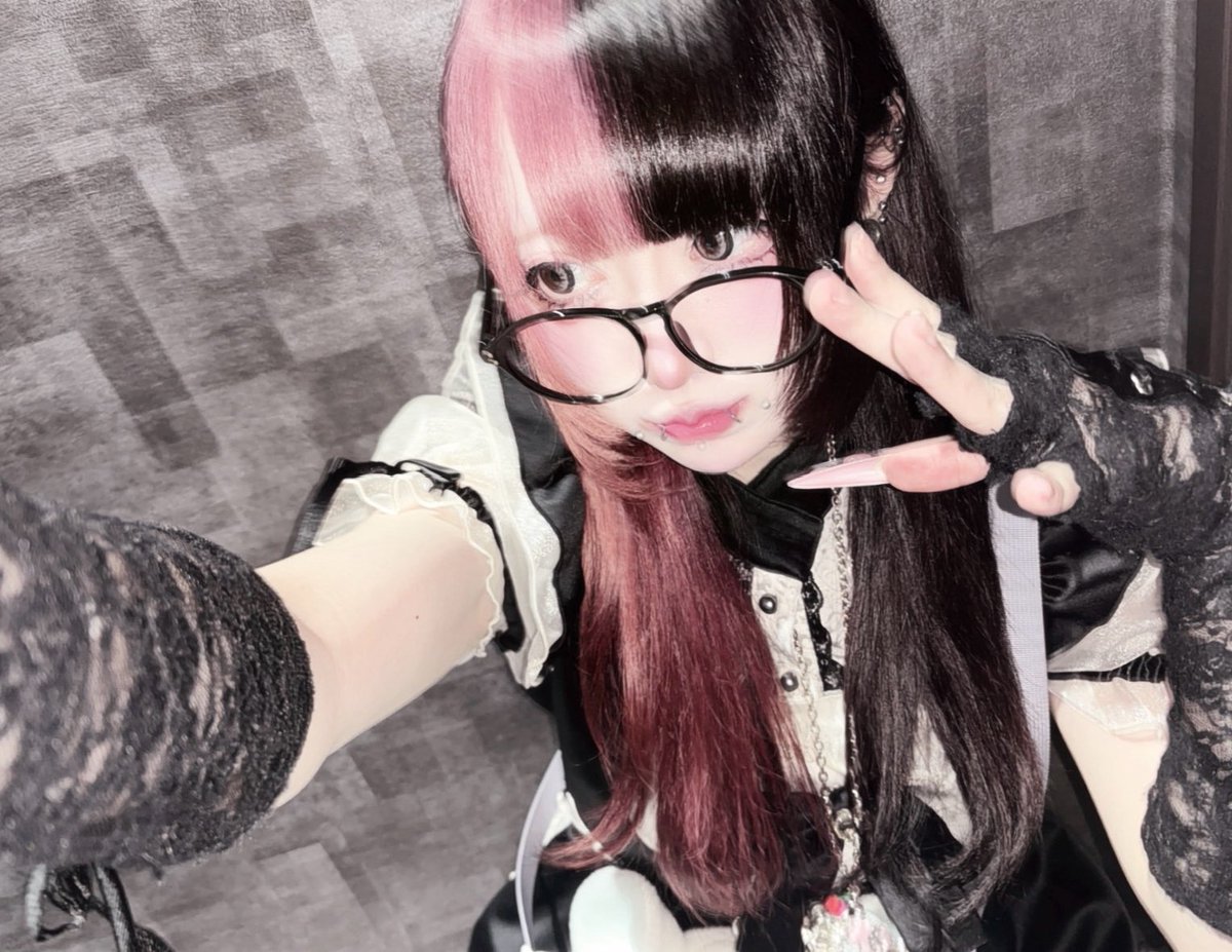 LIV-リヴ-🫧歌舞伎町コンカフェ tweet media