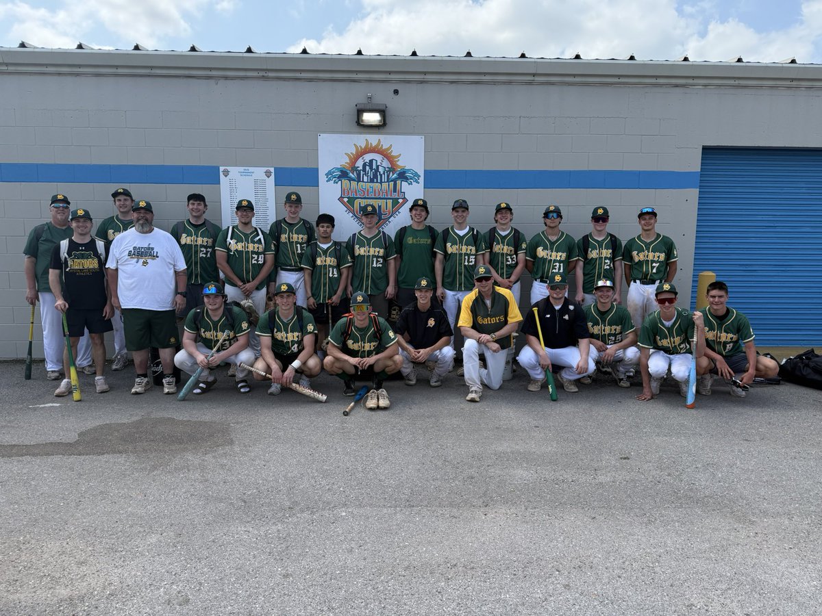 CLSBaseball's tweet photo. What an incredible day in Tampa!  Got the W vs a tough St Viator squad.  Bychowsky dealt!  Huge thank you to the Maurers for the catered lunch &amp; beach day in St. Pete!  #urgency https://t.co/eNxnaYF5Sb