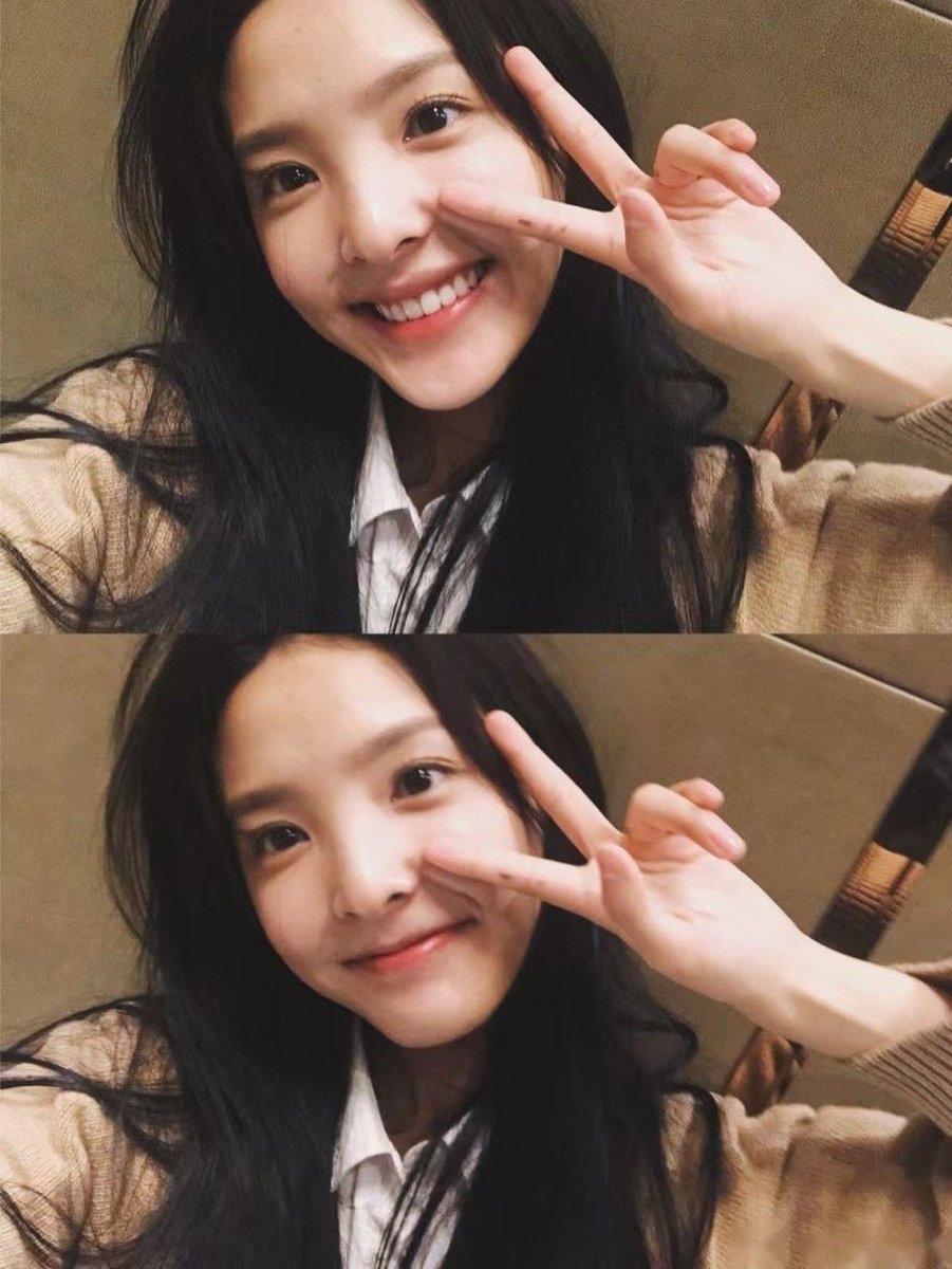 VACATION's ABBY tweet media