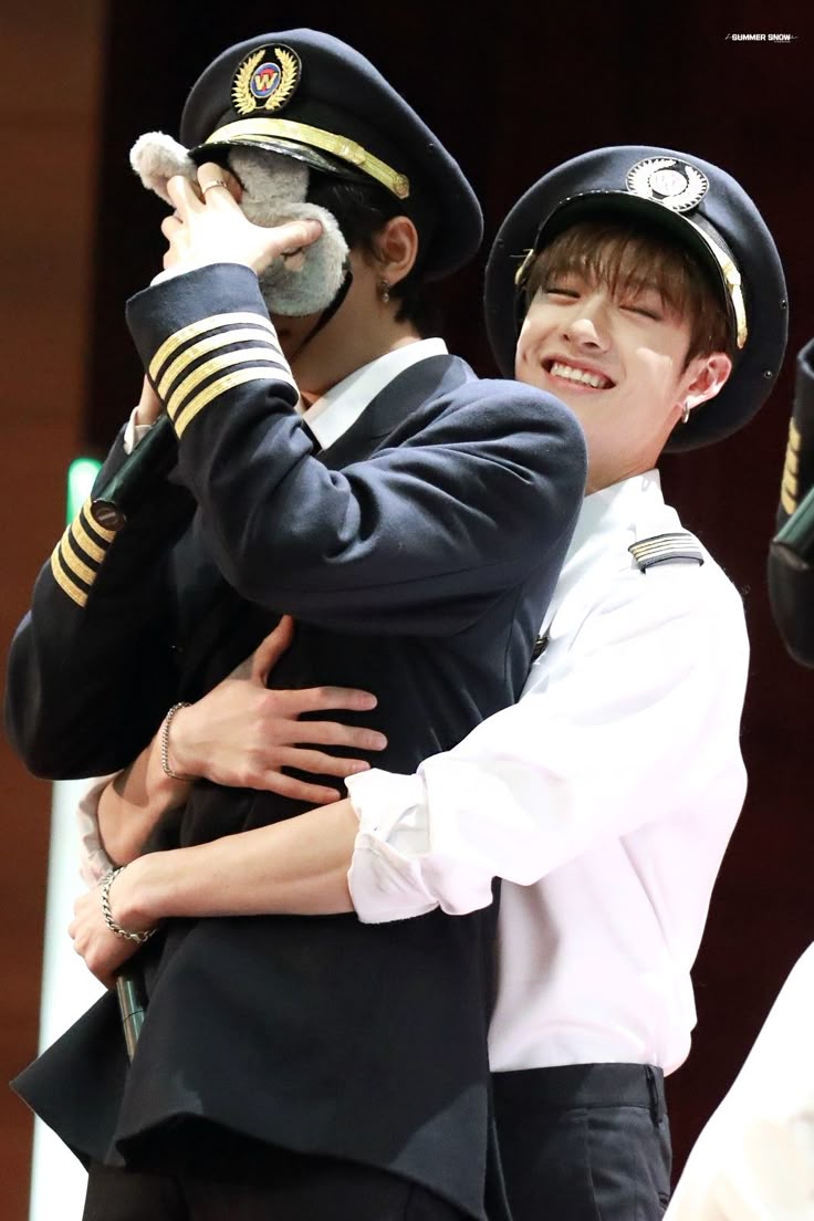 ꜰᴀɴɢɪʀʟ ʟᴇɴᴀ ♥️🐺🥟 tweet media