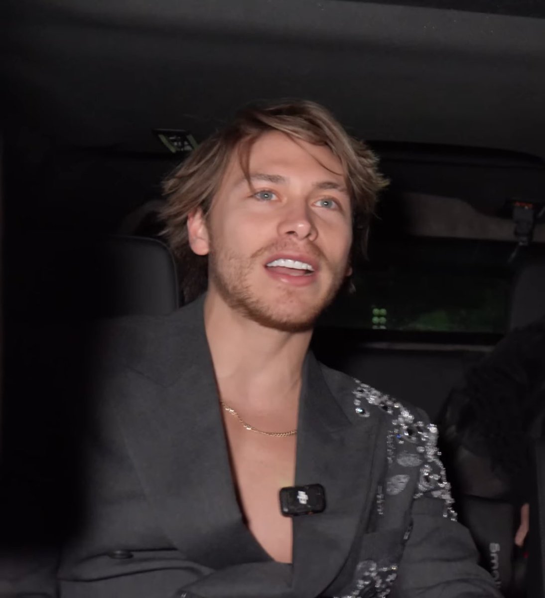 ⋆˙⟡ tweet media