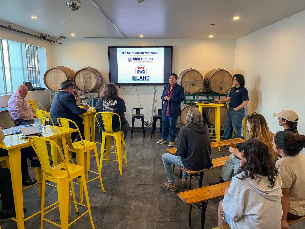 Larry Gross tweet media