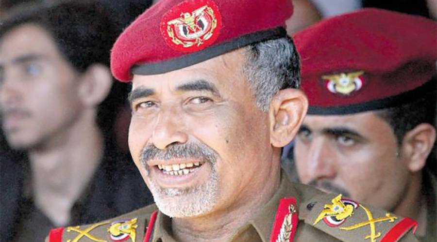 محمود الصبيحي اسم ارتبط بالمواقف الصعبة… لا بالكلام.
قاتل المليشيات في الميدان، ودفع ثمن مواقفه عندما أُسر، لكنه خرج من السجن شامخًا مرفوع الرأس، كما دخله ثابتًا لا ينكسر.
هذه التجربة لم تُضعفه، بل زادته قوة، فعاد إلى الميدان السياسي والعسكري بنفس الروح:
يتبع