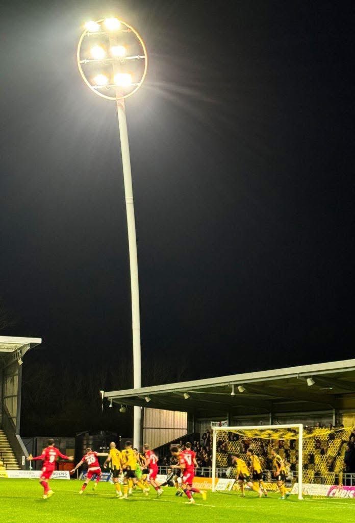 APCAFC's tweet image. #THISTIMELASTYEAR
Boston United 3 Southend United 0
#VanaramaNationalLeague
with @hoppy_steve