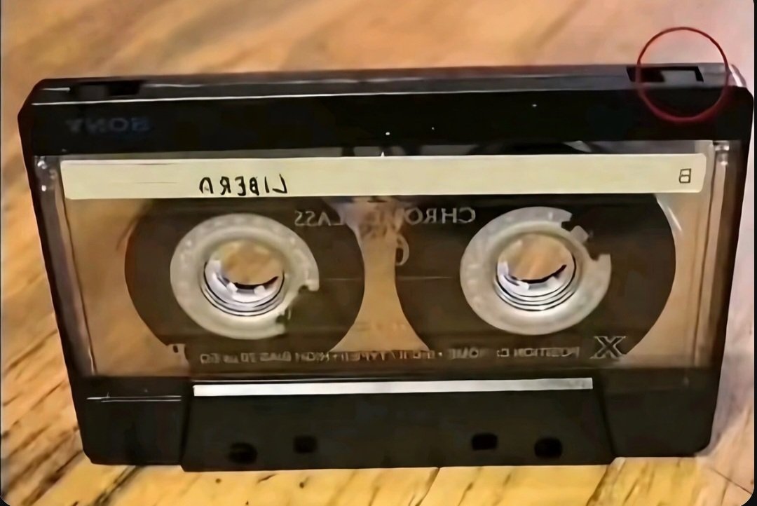 #عاشق_الماضي tweet media