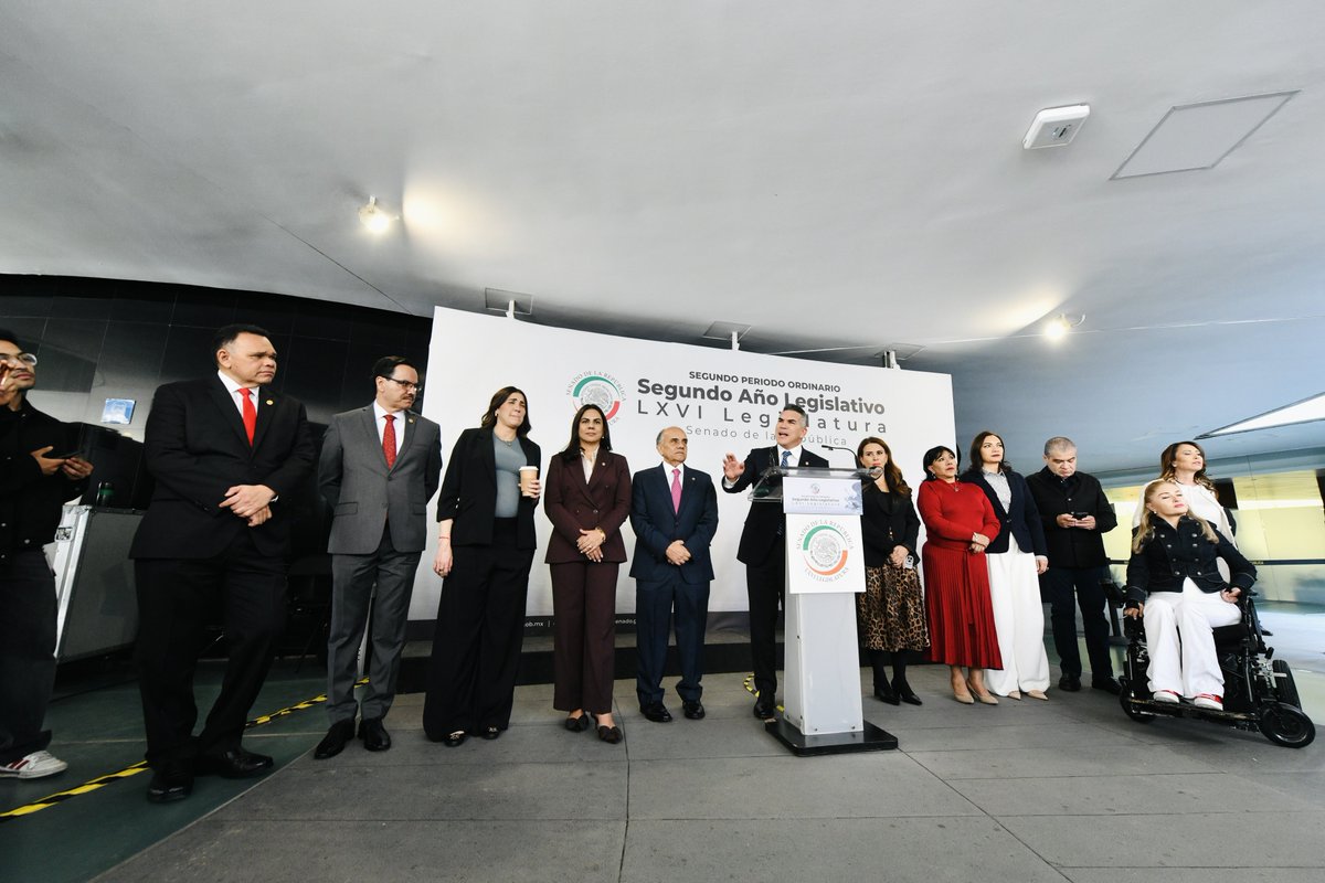 Alejandro Moreno tweet media