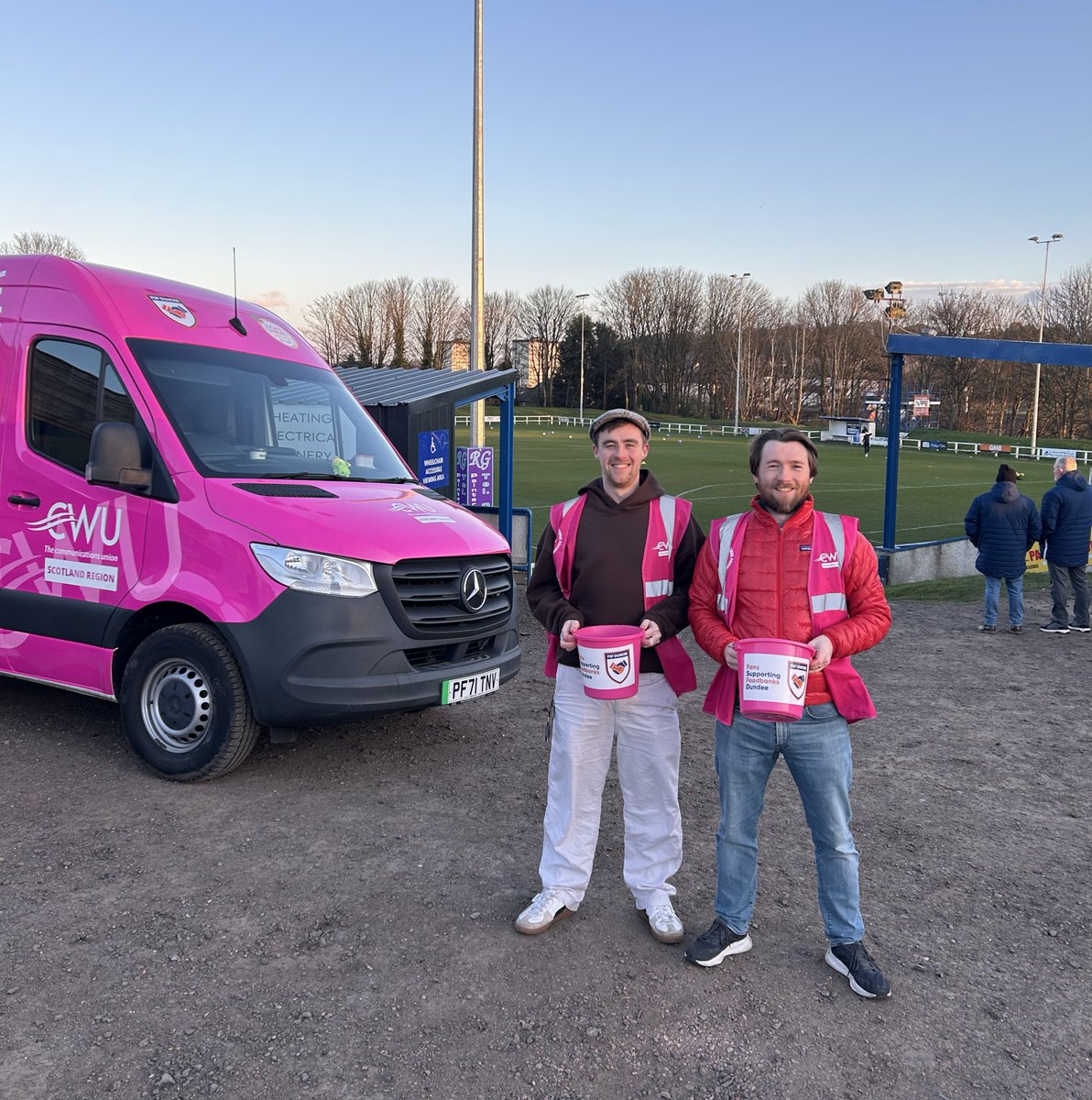 Fans Supporting Foodbanks Dundee tweet media