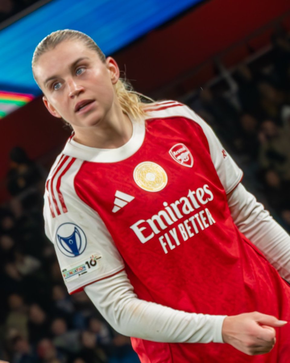 isabelle tweet media