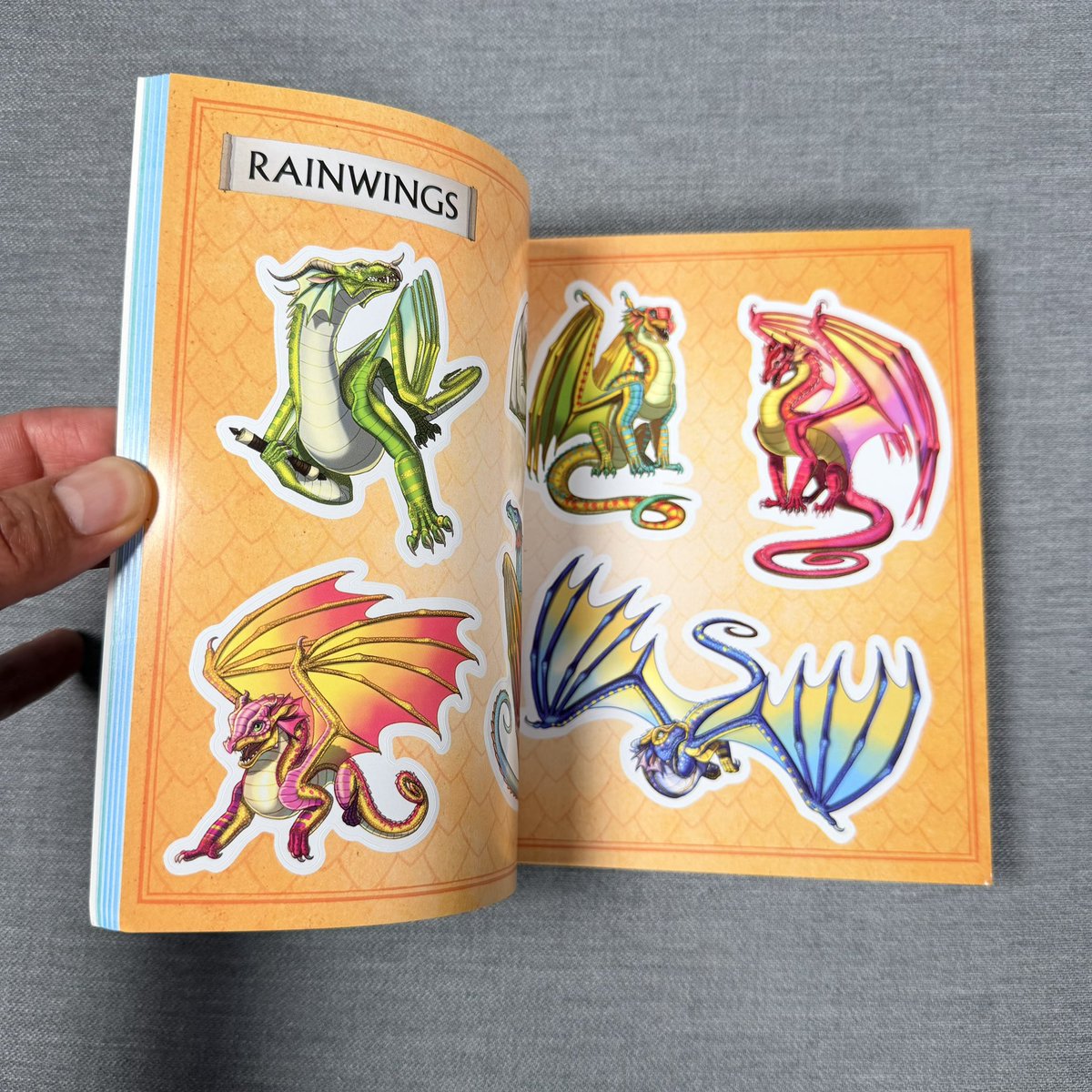 LnEBooksnToys's tweet image. New Arrival on L&amp;amp;E Shop: Wings of Fire Stickerpedia. 
Link: ebay.us/m/wuzICA
#wingsoffire #stickerbook #stickerpedia #books