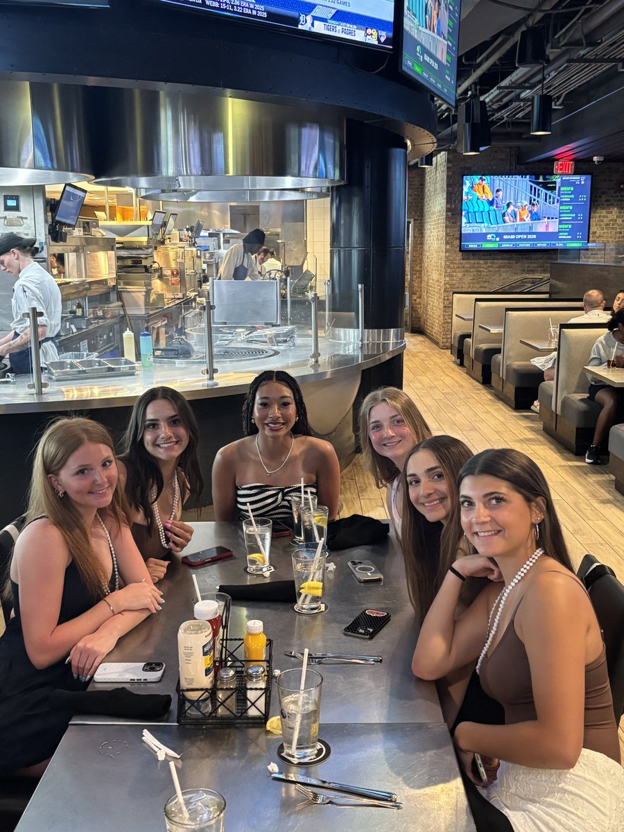 Aurora Softball tweet media