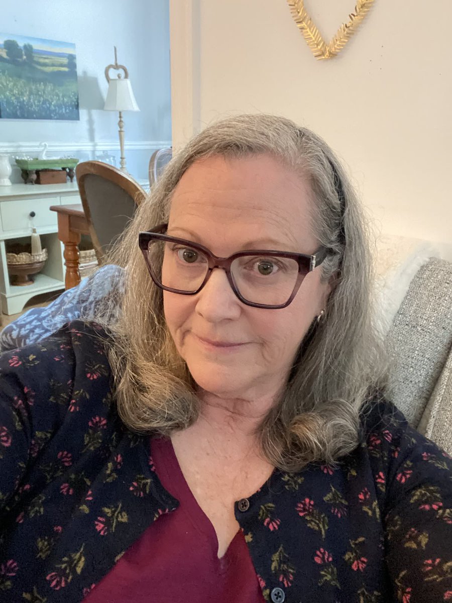 Juliet Emily tweet media