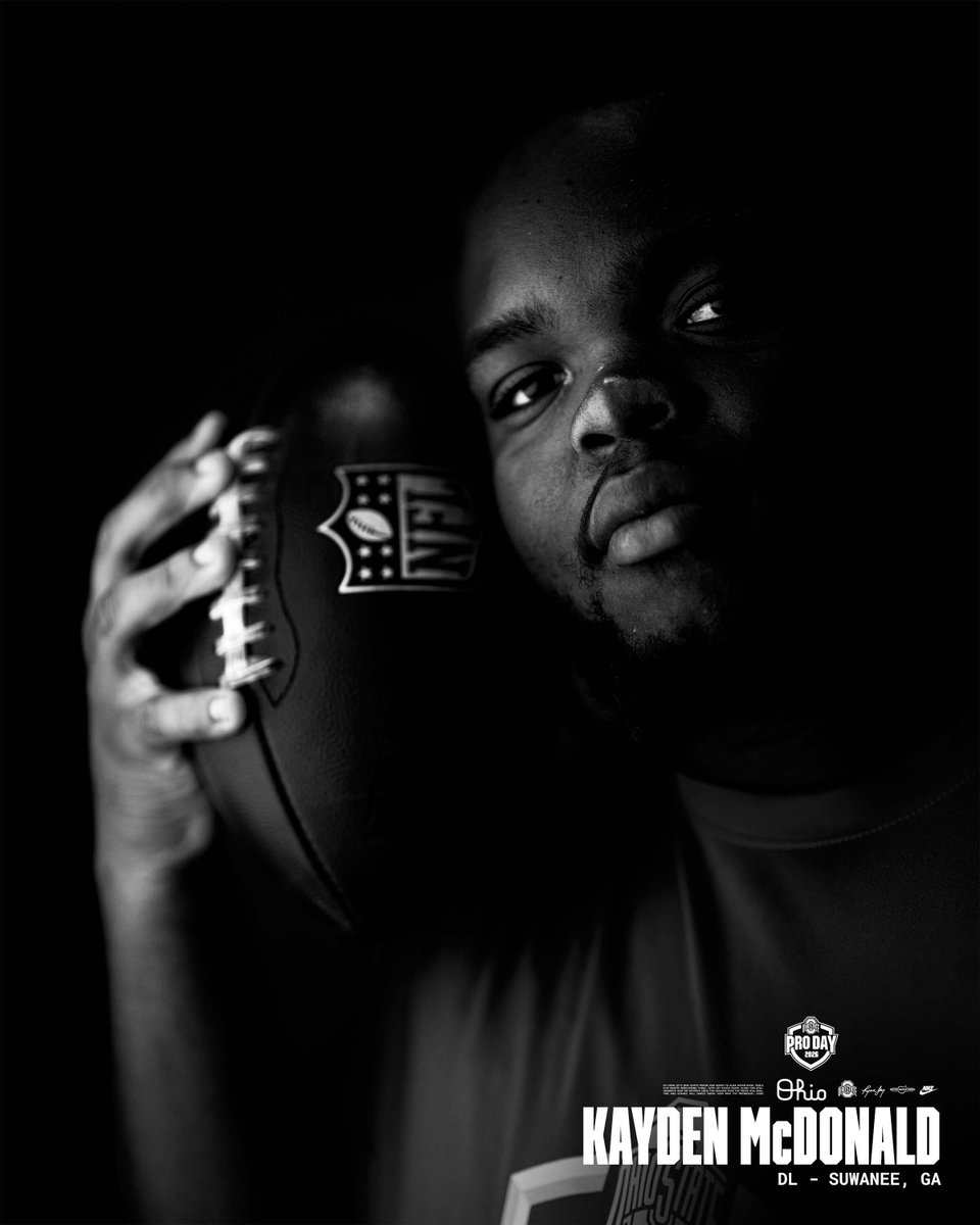 OhioStateFB's tweet photo. Pro Day Portraits: DL Edition 🖼️ 
    
#DevelopedHere 🌰 https://t.co/wxKFa39BUW