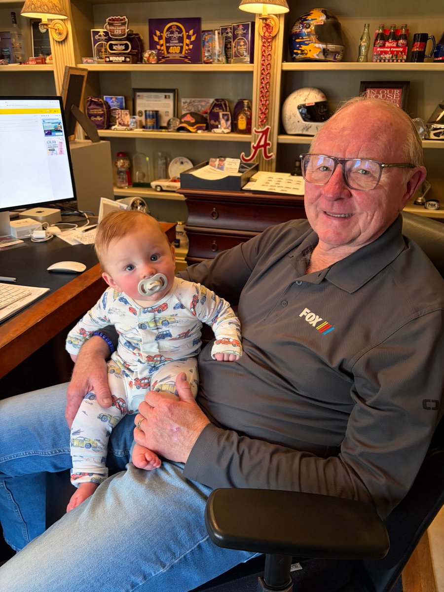 Larry McReynolds tweet media