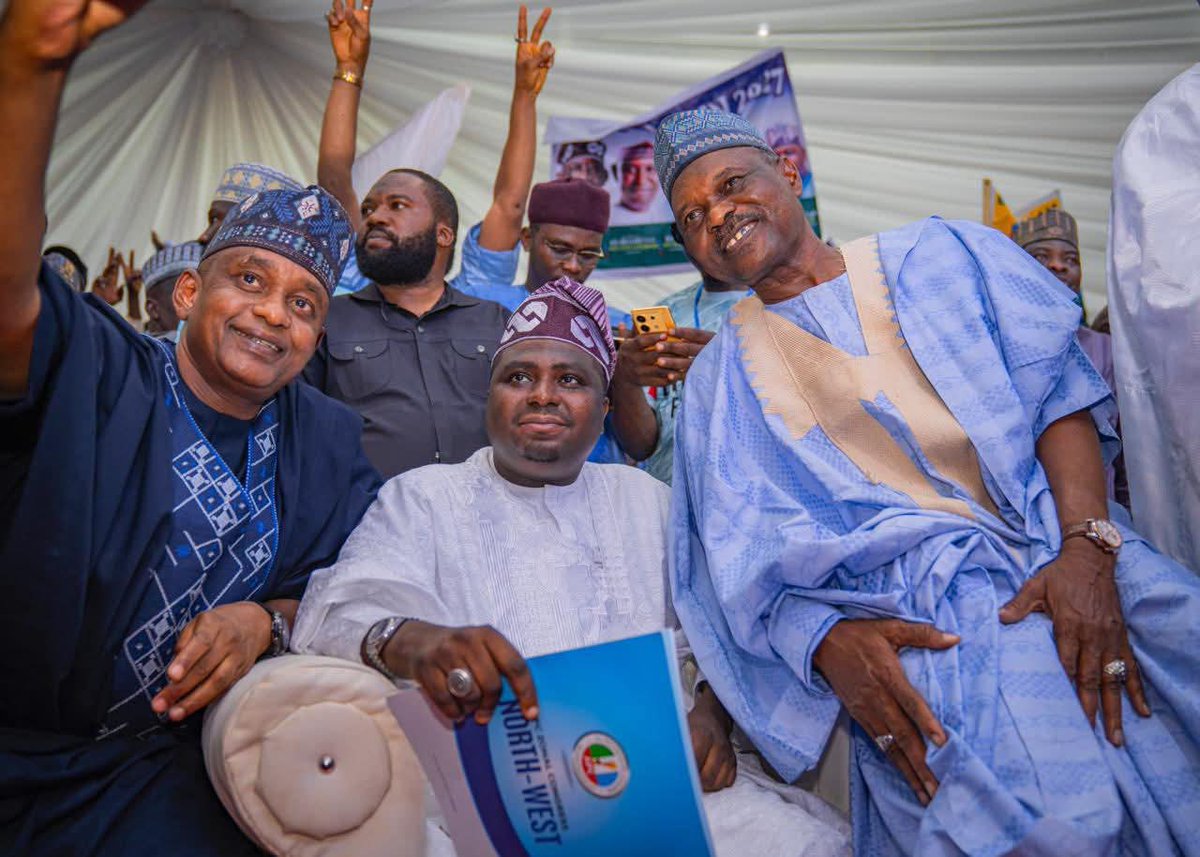 aowwalmuhammad's tweet photo. Today, the Senior Special Assistant to the President on Citizenship &amp; Leadership, Hon. Nasir Bala Aminu Ja’oji, joined distinguished party leaders and key stakeholders at the All Progressives Congress (APC) Northwest Zonal Congress in Kaduna State. https://t.co/zOFPCqhWho