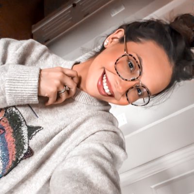 sydnidemi's tweet photo. #NewProfilePic https://t.co/61Su3sEKJ6