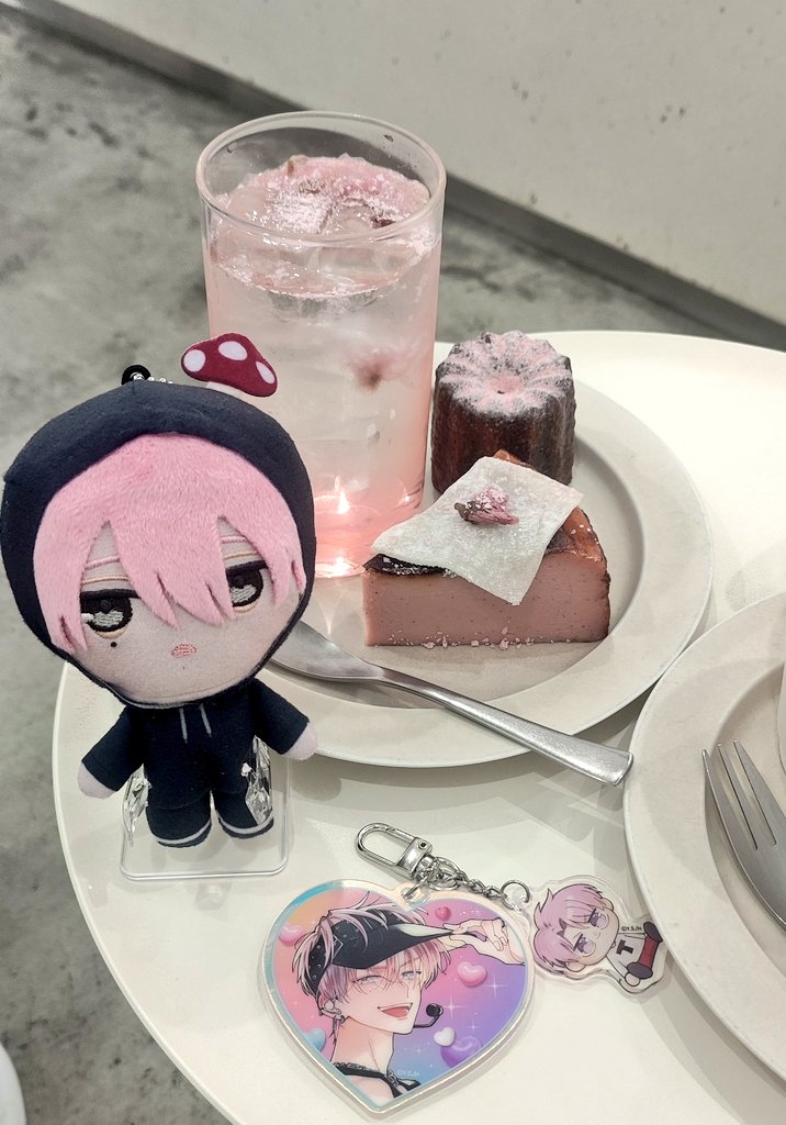 niddss2121's tweet photo. ピンク🩷映える https://t.co/qL91SBWJVX